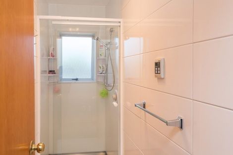 Photo of property in 16 Orlando Crescent, Waimairi Beach, Christchurch, 8083