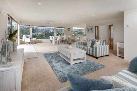 Photo of property in 45c Hyde Road, Rothesay Bay, Auckland, 0630