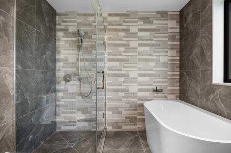 Photo of property in 3 Tinaku Road, Flat Bush, Auckland, 2019