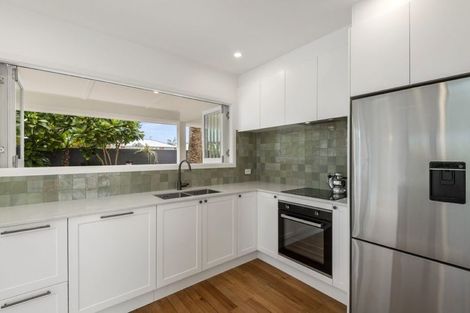 Photo of property in 18 Kitchener Road, Takapuna, Auckland, 0620
