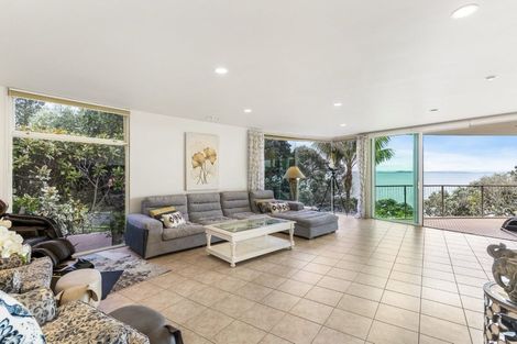 Photo of property in 20 Pacific Parade, Army Bay, Whangaparaoa, 0930