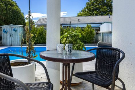 Photo of property in 8 Carlow Grove, Birchville, Upper Hutt, 5018