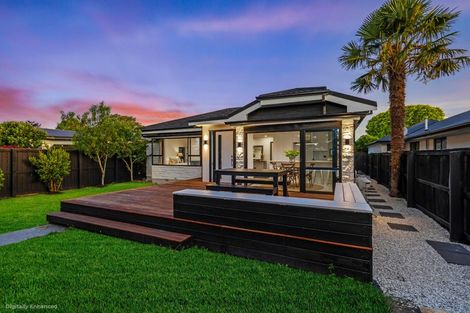 Photo of property in 1/18 Blighs Road, Strowan, Christchurch, 8052