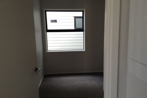 Photo of property in 8 Kahika Grove, Huapai, Kumeu, 0810
