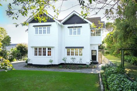 Photo of property in 3 Brassey Road, Saint Johns Hill, Whanganui, 4500