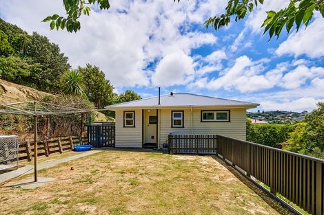 Photo of property in 58 Helston Road, Paparangi, Wellington, 6037