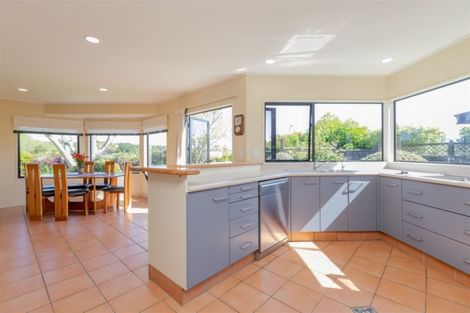 Photo of property in 25 Dallinger Street, St Andrews, Hamilton, 3200