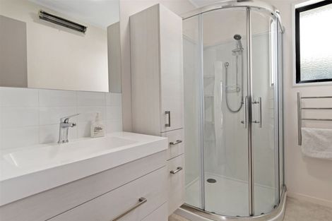 Photo of property in 15b Rushton Avenue, Otumoetai, Tauranga, 3110