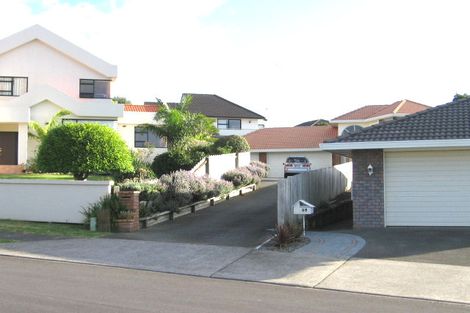 Photo of property in 9 Tumbridge Place, Somerville, Auckland, 2014