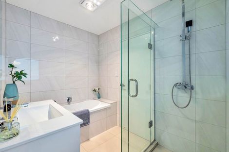 Photo of property in 285a Don Buck Road, Massey, Auckland, 0614