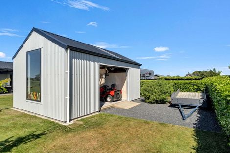 Photo of property in 28 Te Haunui Lane, Pegasus, 7612