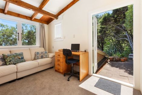 Photo of property in 17 Mahina Road, Mahina Bay, Lower Hutt, 5013