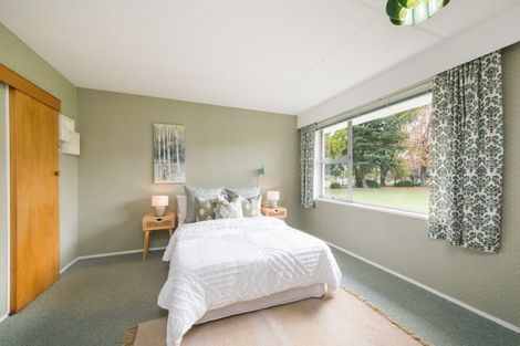 Photo of property in 660b Roberts Line, Kelvin Grove, Palmerston North, 4470
