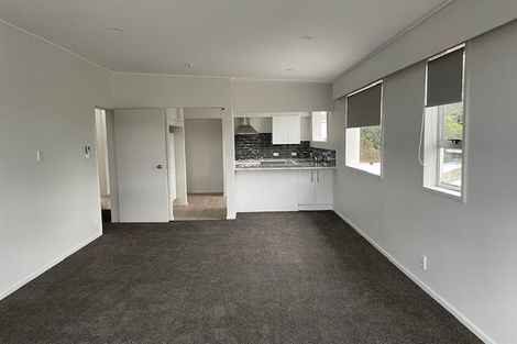 Photo of property in 4 Waiwera Crescent, Maupuia, Wellington, 6022