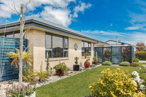 Photo of property in 34 Fonblanque Street, Westport, 7825