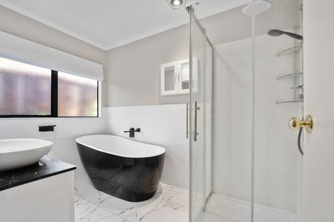 Photo of property in 49 Pelorus Street, Welcome Bay, Tauranga, 3112