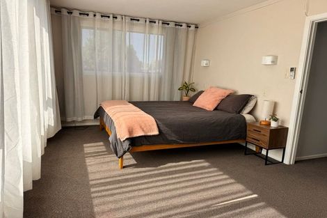 Photo of property in 5 Beaumaris Place, Sockburn, Christchurch, 8042