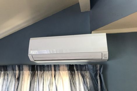 Photo of property in 19 Gilbass Avenue, Hamilton Lake, Hamilton, 3204