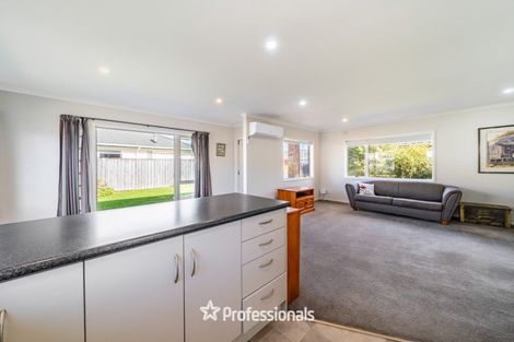 Photo of property in 17 Woodland Mews, Wainuiomata, Lower Hutt, 5014