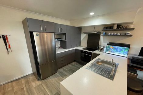 Photo of property in 9f Denver Place, Hamilton East, Hamilton, 3216