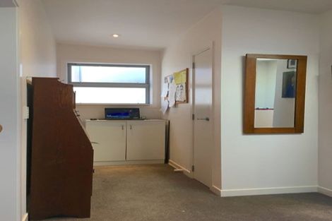 Photo of property in 4 Versailles Street, Karori, Wellington, 6012