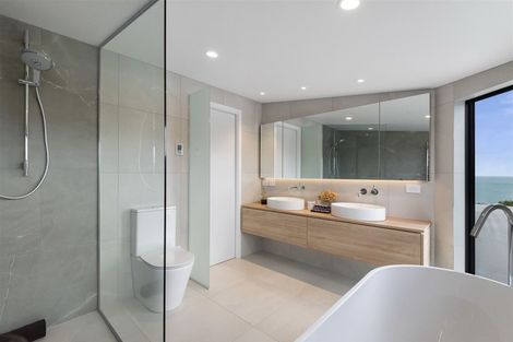 Photo of property in 35a Gulf View Road, Murrays Bay, Auckland, 0630