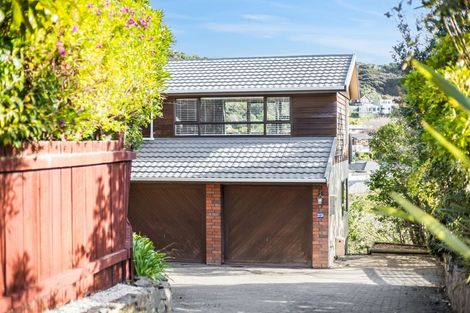 Photo of property in 29 Observatory Close, Whitby, Porirua, 5024