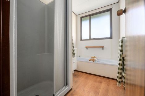 Photo of property in 38 Garland Drive, St Andrews, Hamilton, 3200