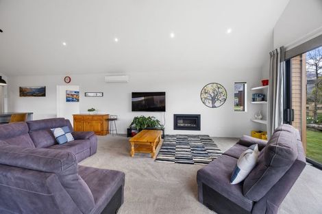 Photo of property in 5 Parkview Street, Wanaka, 9382
