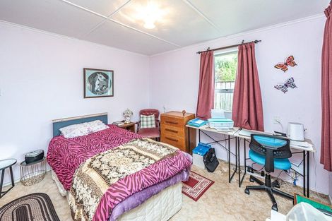 Photo of property in 5 Fookes Street, Waverley, 4510