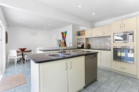 Photo of property in 71 Barrack Road, Mount Wellington, Auckland, 1060