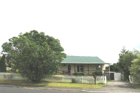 Photo of property in 58 Lynn Road, Bayview, Auckland, 0629