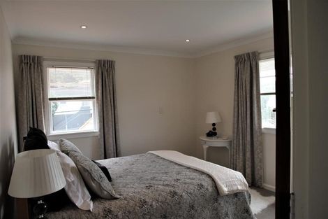 Photo of property in 9 Nicholson Road, Khandallah, Wellington, 6035