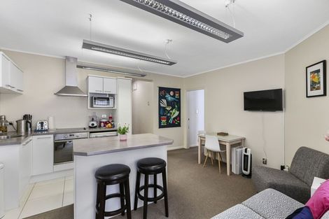 Photo of property in 106 Hill Street, Thorndon, Wellington, 6011