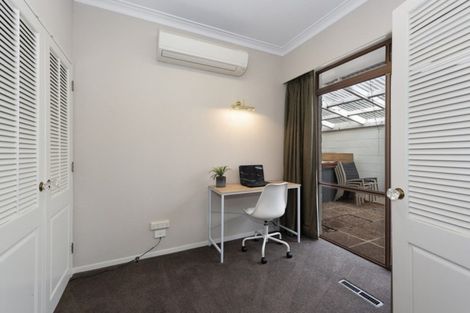 Photo of property in 22 Marnane Terrace, St Andrews, Hamilton, 3200
