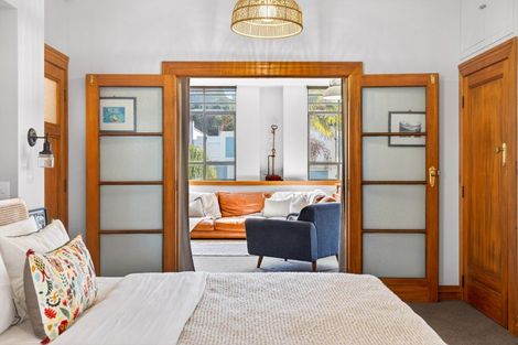 Photo of property in 153 Emerson Street, Napier South, Napier, 4110