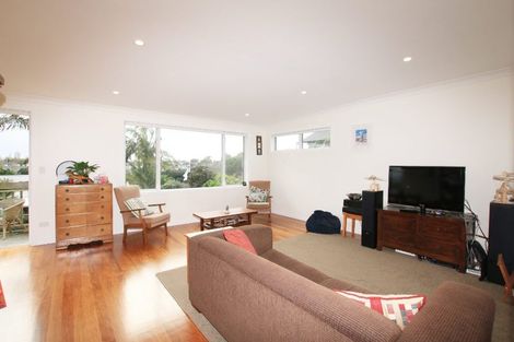 Photo of property in 2/54 Aramoana Avenue, Devonport, Auckland, 0624