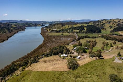 Photo of property in 872 Kohukohu Road, Kohukohu, 0491