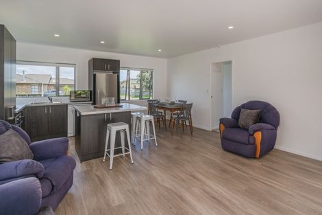 Photo of property in 35 Carina Way, Whitianga, 3510