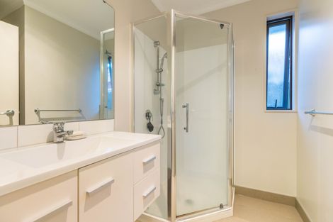 Photo of property in 20 Tarapiroe Avenue, Takanini, 2112