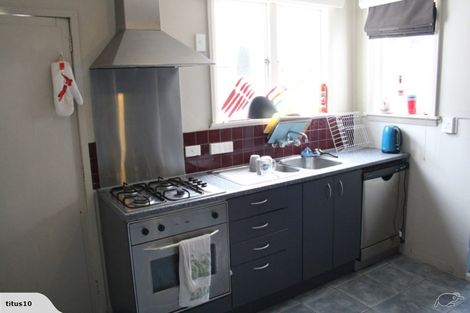 Photo of property in 4 Howard Street, Mount Cook, Wellington, 6021