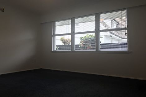 Photo of property in 2/94 Glandovey Road, Fendalton, Christchurch, 8052