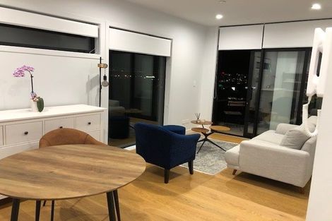 Photo of property in Frank Sargeson Apts, 407/80 Anzac Street, Takapuna, Auckland, 0622
