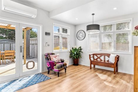 Photo of property in 81 Oxford Street, Lansdowne, Masterton, 5810