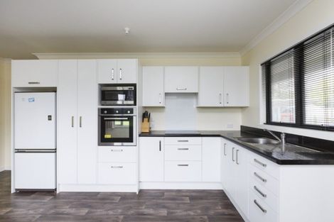 Photo of property in 18 Melford Lane, Bunnythorpe, Palmerston North, 4470