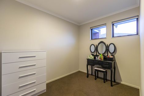 Photo of property in 20 Tarapiroe Avenue, Takanini, 2112