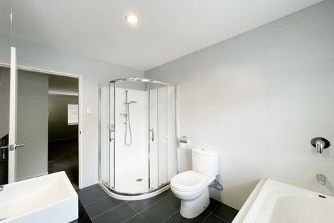 Photo of property in 9 Lucca Crescent, Flat Bush, Auckland, 2019