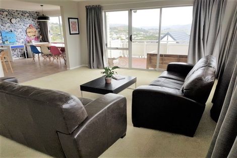 Photo of property in 2 Livet Place, Papakowhai, Porirua, 5024