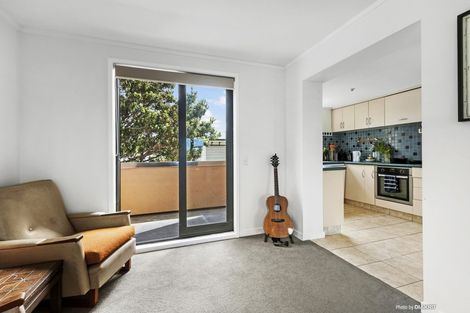 Photo of property in 568c Adelaide Road, Berhampore, Wellington, 6023