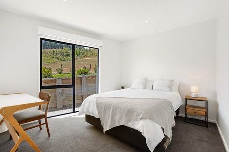 Photo of property in 13 Akitu Rise, Wanaka, 9305